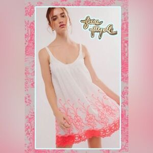 NWOT🪸Free People Intimtly Day Glow Shapeless Slip XS Neon Coral/White Swiss Dot